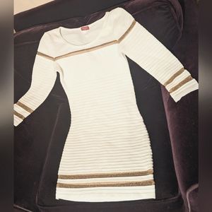 White and gold mini dress - size M